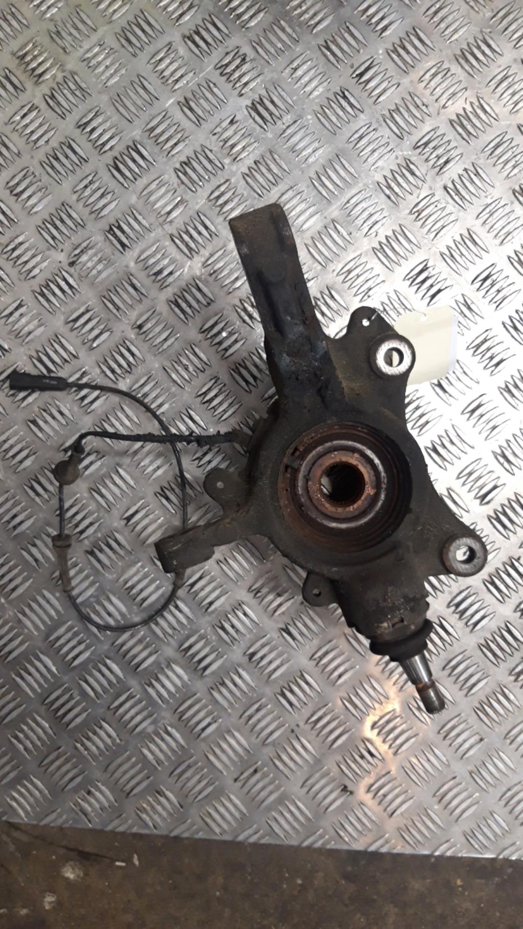 Moyeu avant gauche RENAULT MASTER 3 PHASE 2 Diesel - 1