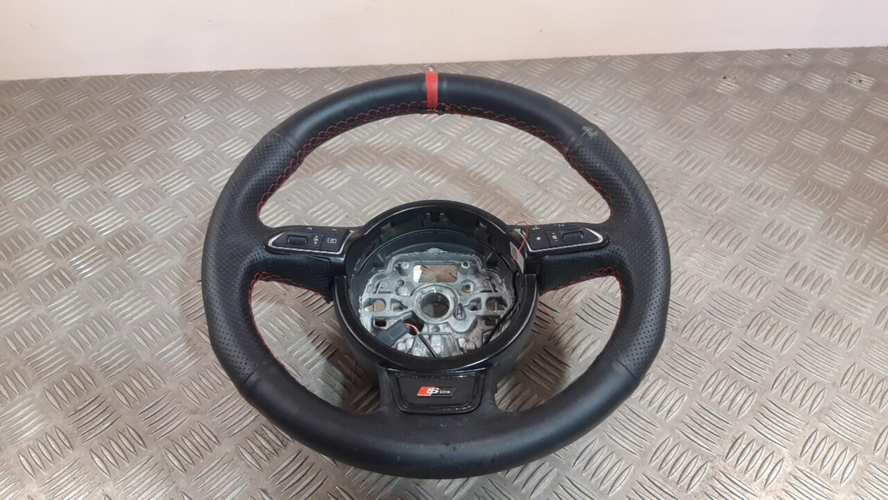 Volant AUDI A1 1 PHASE 1 Diesel - 1