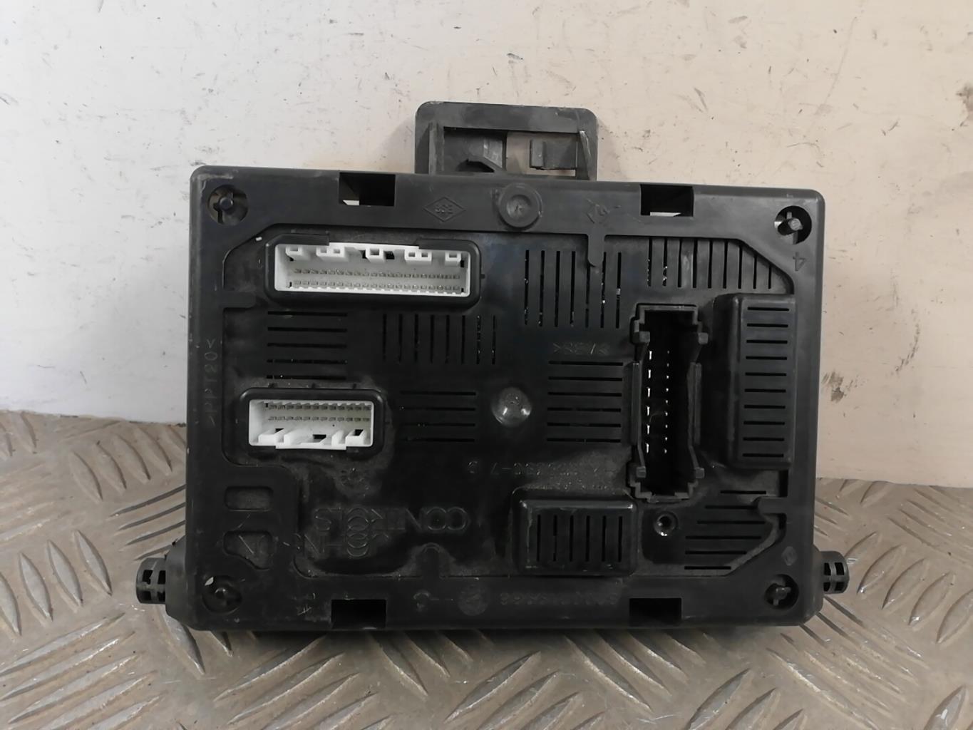 Module électronique RENAULT GRAND MODUS PHASE 2 Diesel - 1