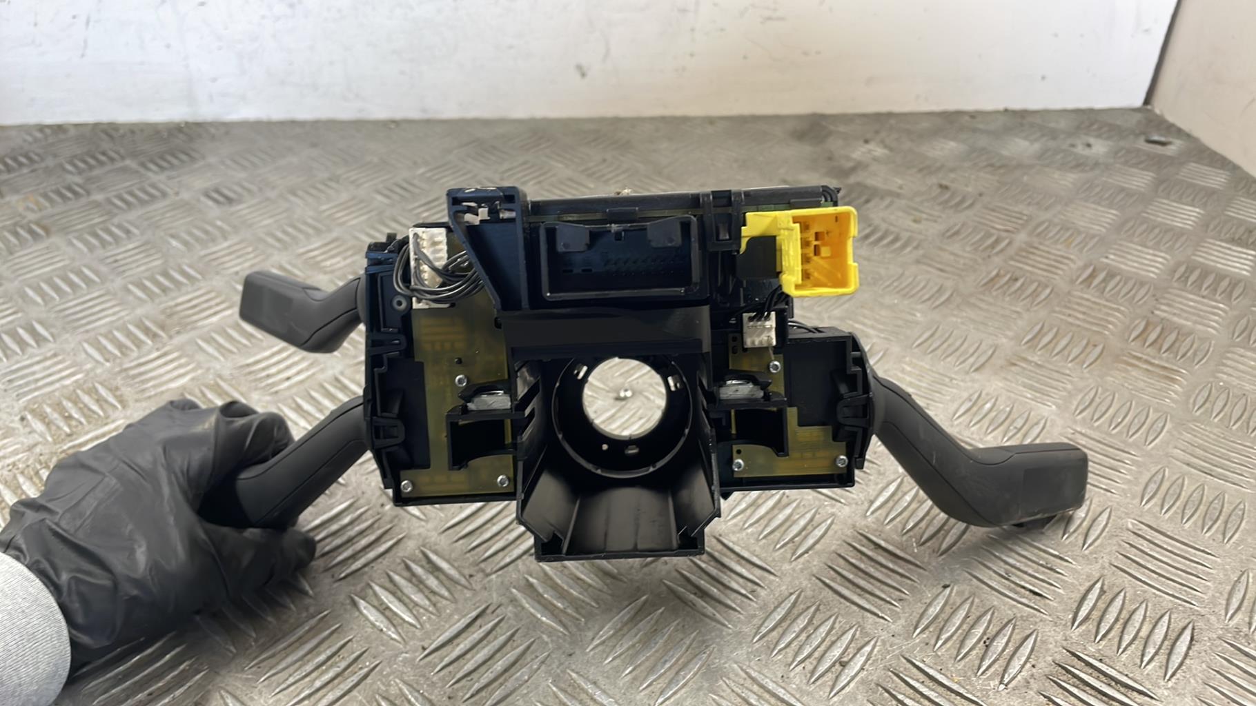Devio guida completo con contatto spiralato VOLKSWAGEN PASSAT 5 BREAK Diésel - 1
