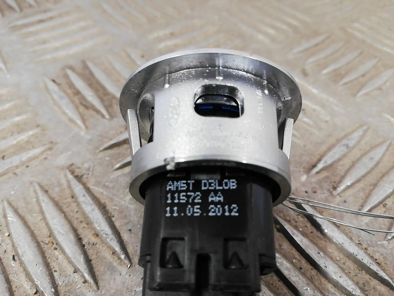 Bouton de demarrage FORD C-MAX 2 PHASE 1 Diesel - 1