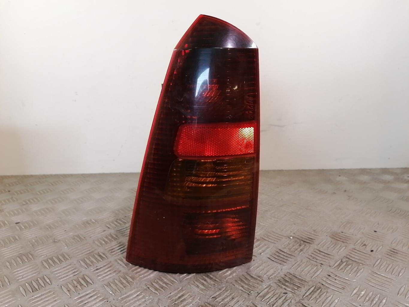 Fanale posteriore principale sinistro (luci) FORD FOCUS 1 BREAK Gasolina - 1