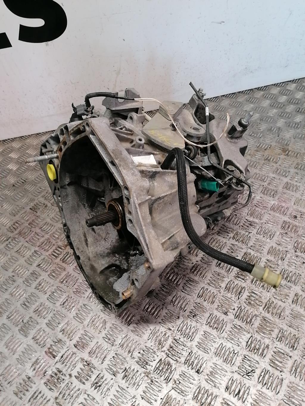 Boite de vitesses DACIA DUSTER 1 PHASE 1 Diesel - 1