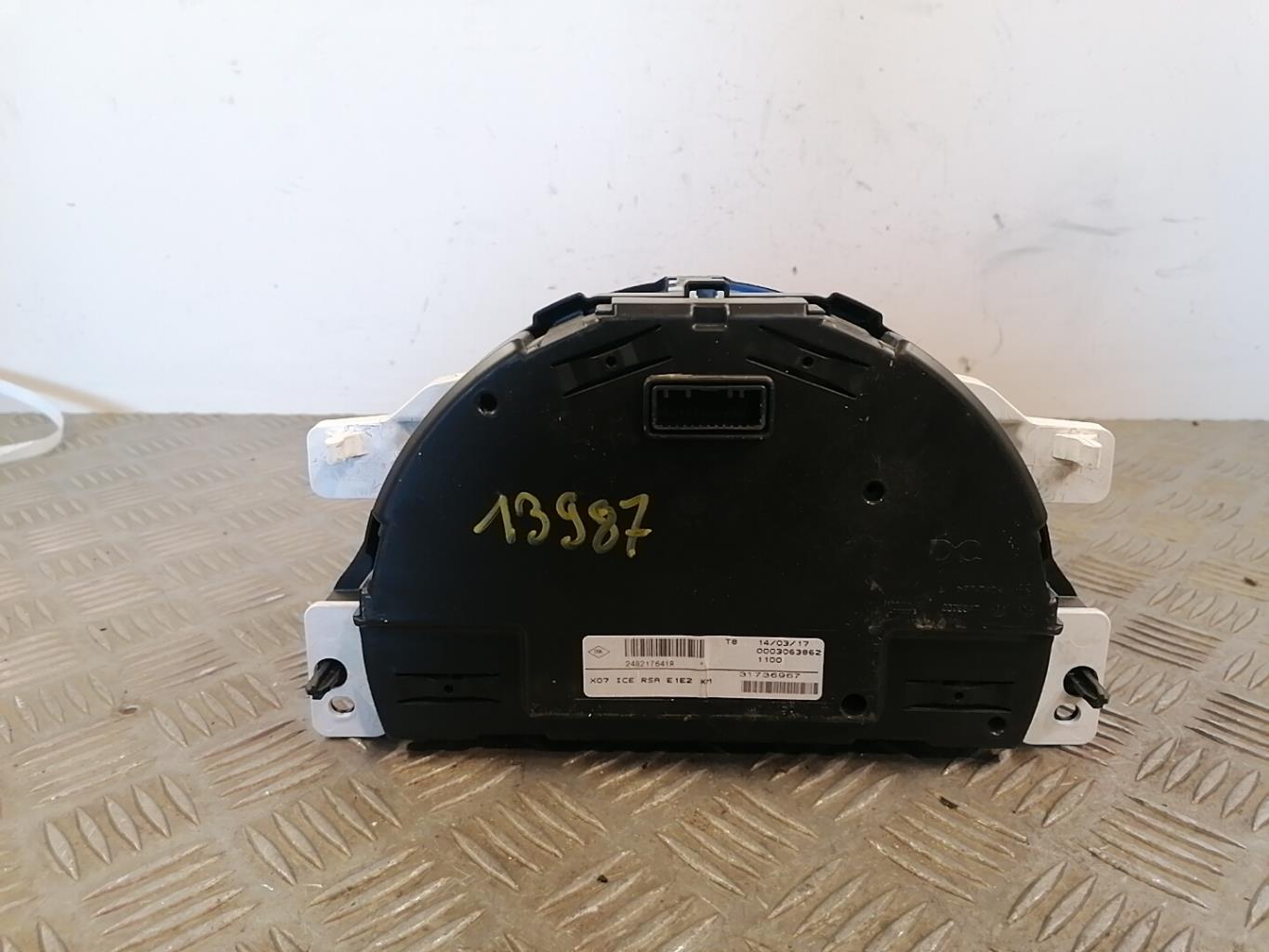 Compteur RENAULT TWINGO 3 PHASE 1 Essence - 1