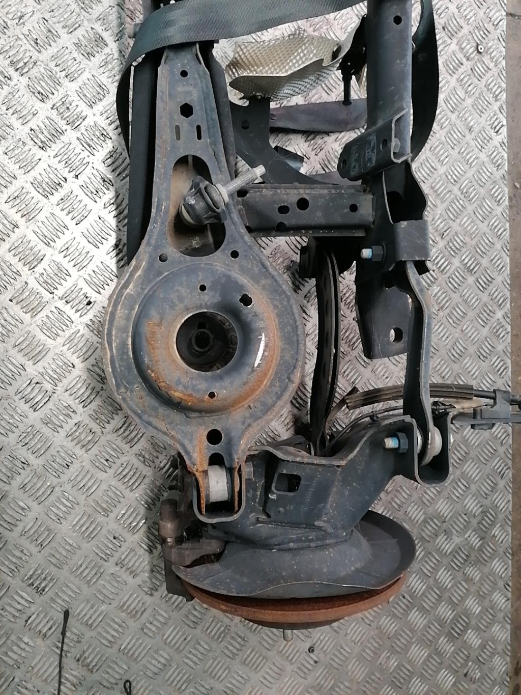 Train arriere complet FORD C-MAX 2 PHASE 2 Diesel - 1