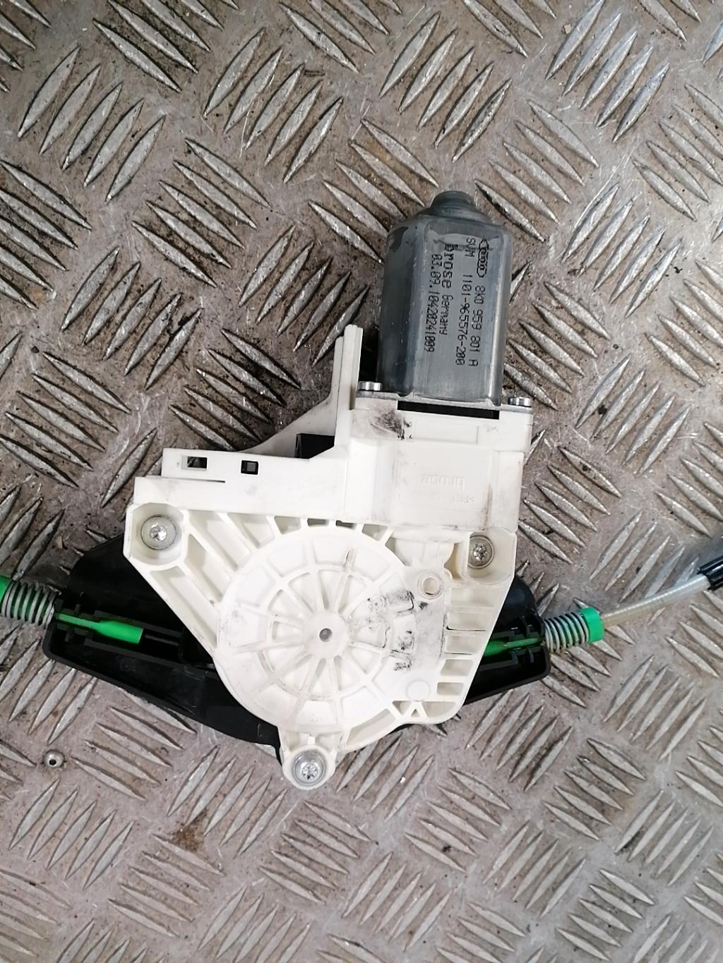 Alzacristalli elettrico anteriore sinistro AUDI A4 3 PHASE 1 Diésel - 1