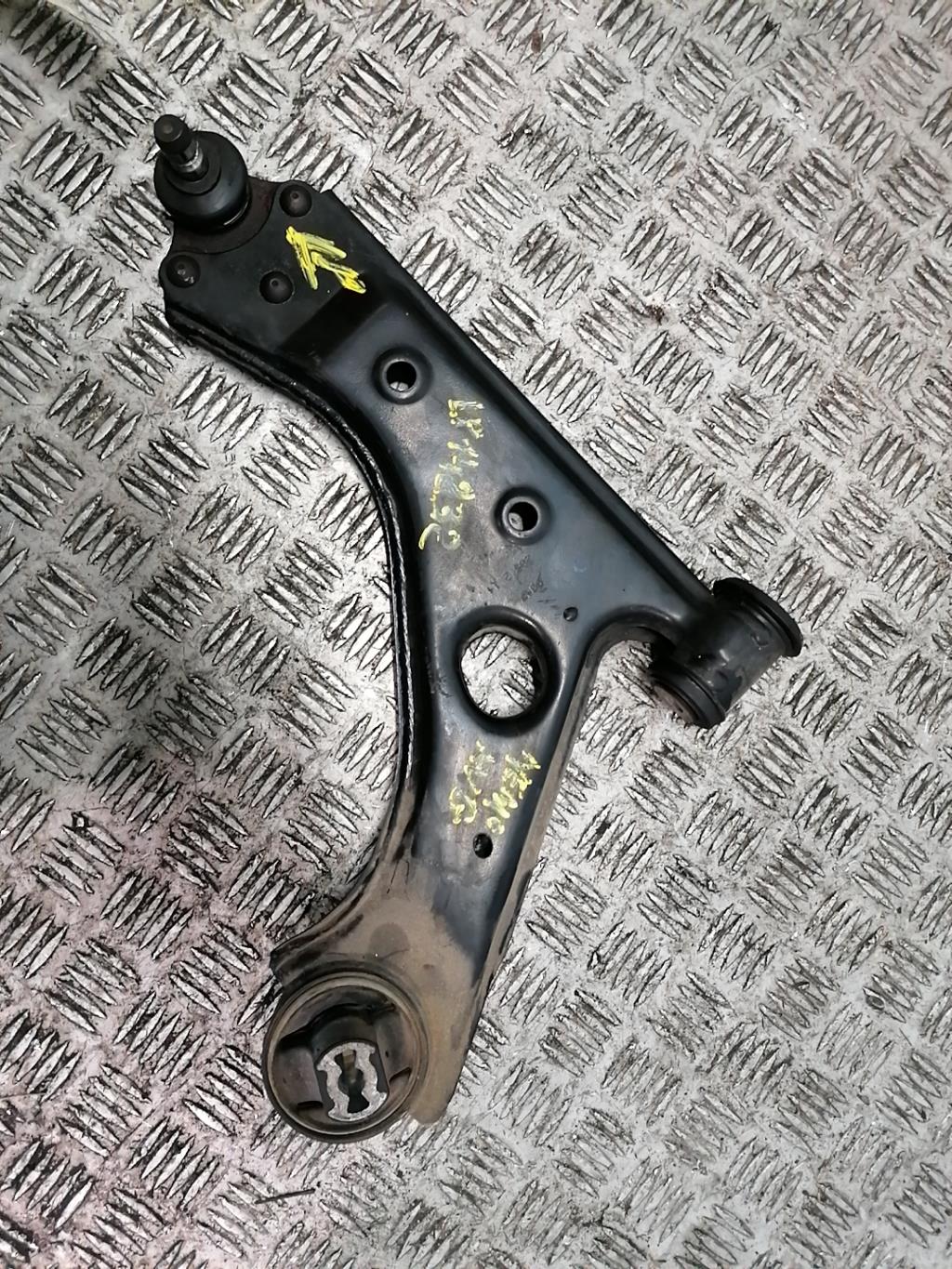 Triangolo anteriore sinistro PEUGEOT BIPPER Diésel - 1