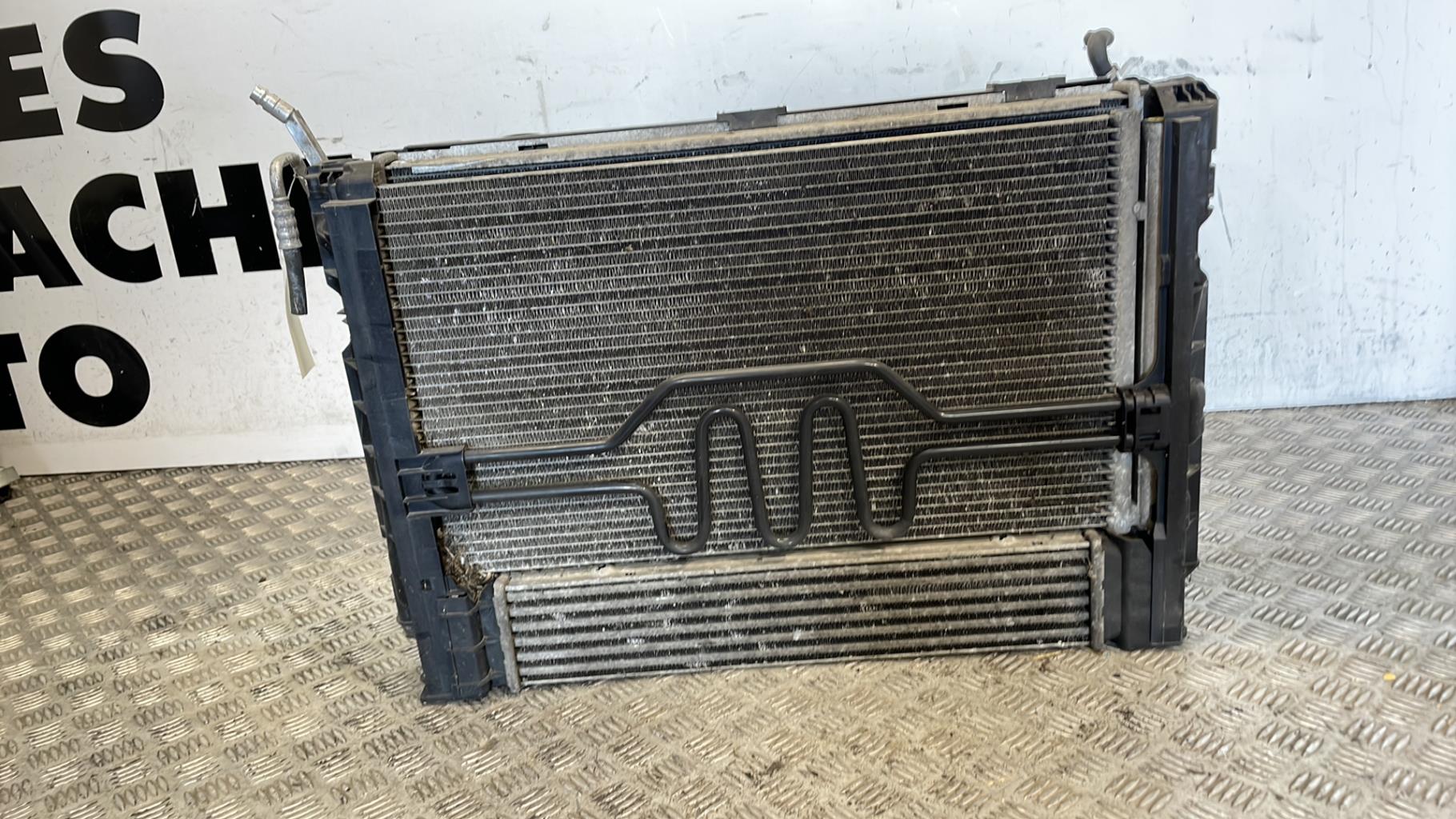 Radiateur eau BMW SERIE 1 E87 PHASE 1 Diesel - 1