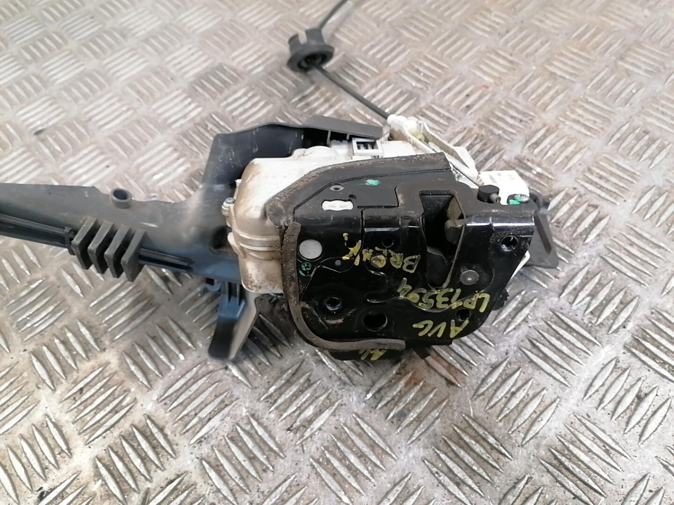 Serrure avant gauche AUDI A4 2 AVANT PHASE 2 BREAK Diesel - 1
