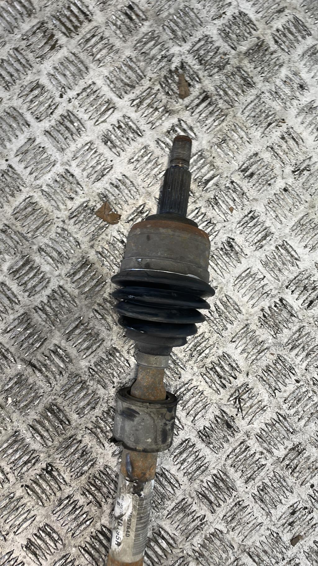 Giunto cardanico albero di trasmissione sinistro RENAULT MEGANE 4 PHASE 1 Diésel - 1