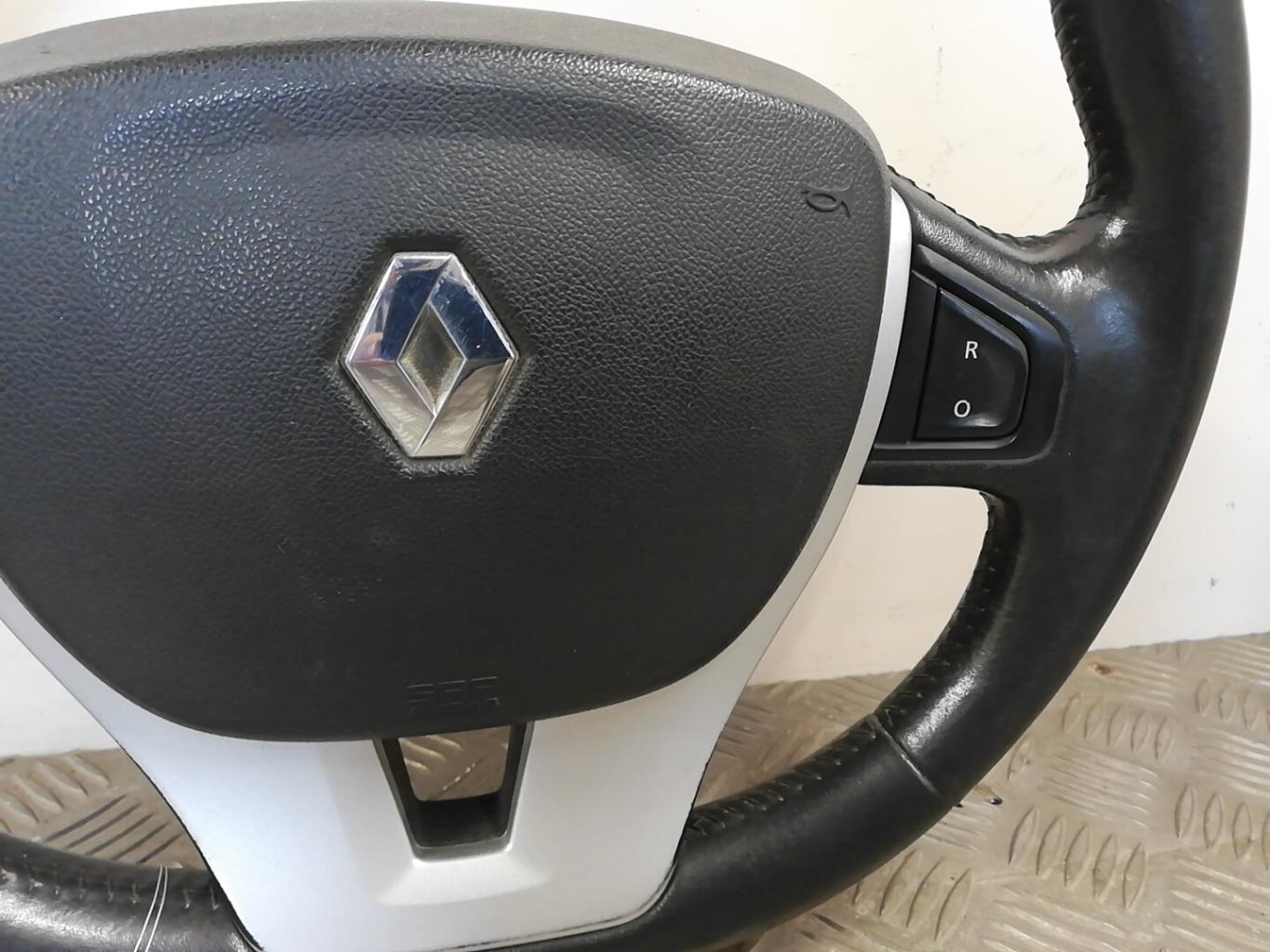 Volant RENAULT LAGUNA 3 PHASE 1 BREAK Diesel - 1