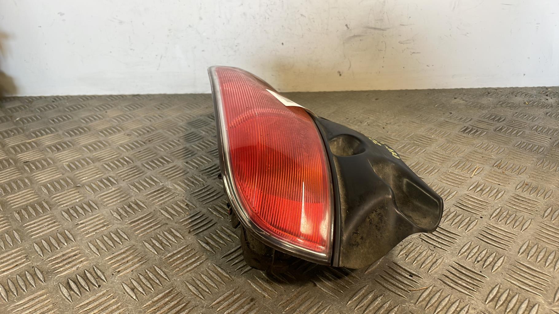 Fanale posteriore principale destro (luci) LANCIA YPSILON 4 PHASE 1 Gasolina - 1
