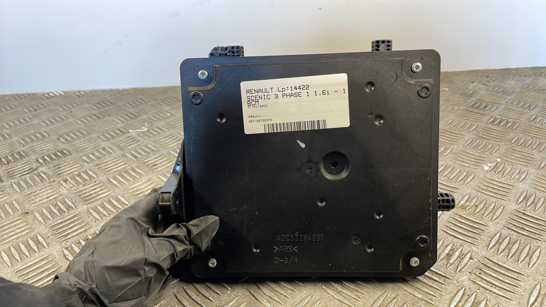 Module électronique RENAULT SCENIC 3 PHASE 1 Essence/Ethanol - 1