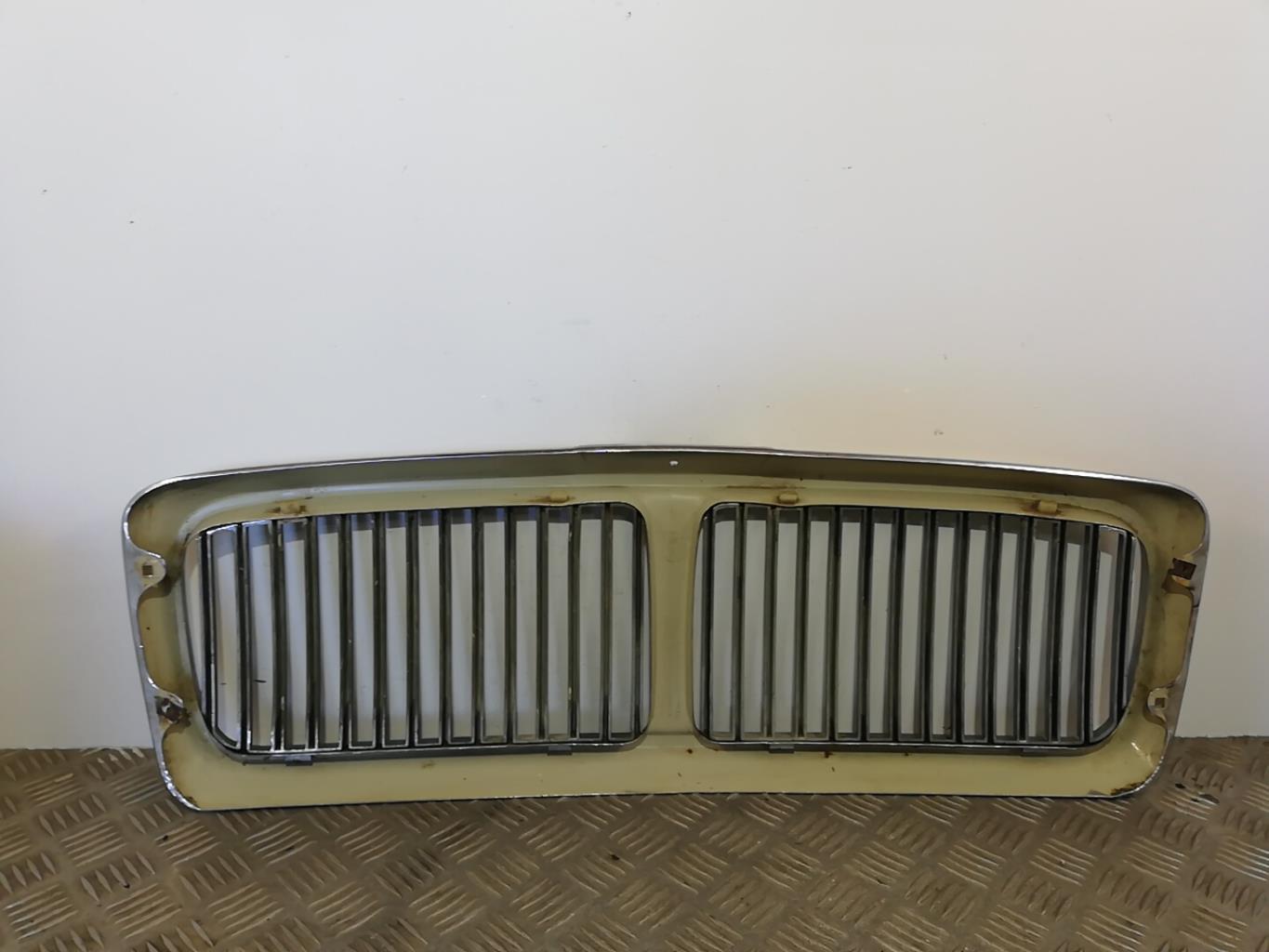 Calandre JAGUAR XJ XJ40 PHASE 1 Essence - 1