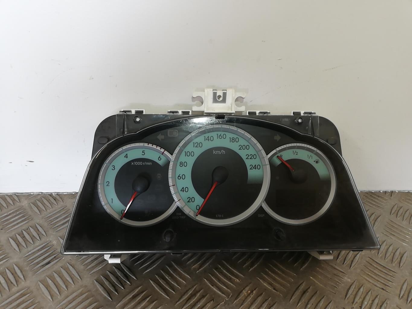 Compteur TOYOTA COROLLA VERSO 2 PHASE 1 Diesel - 1
