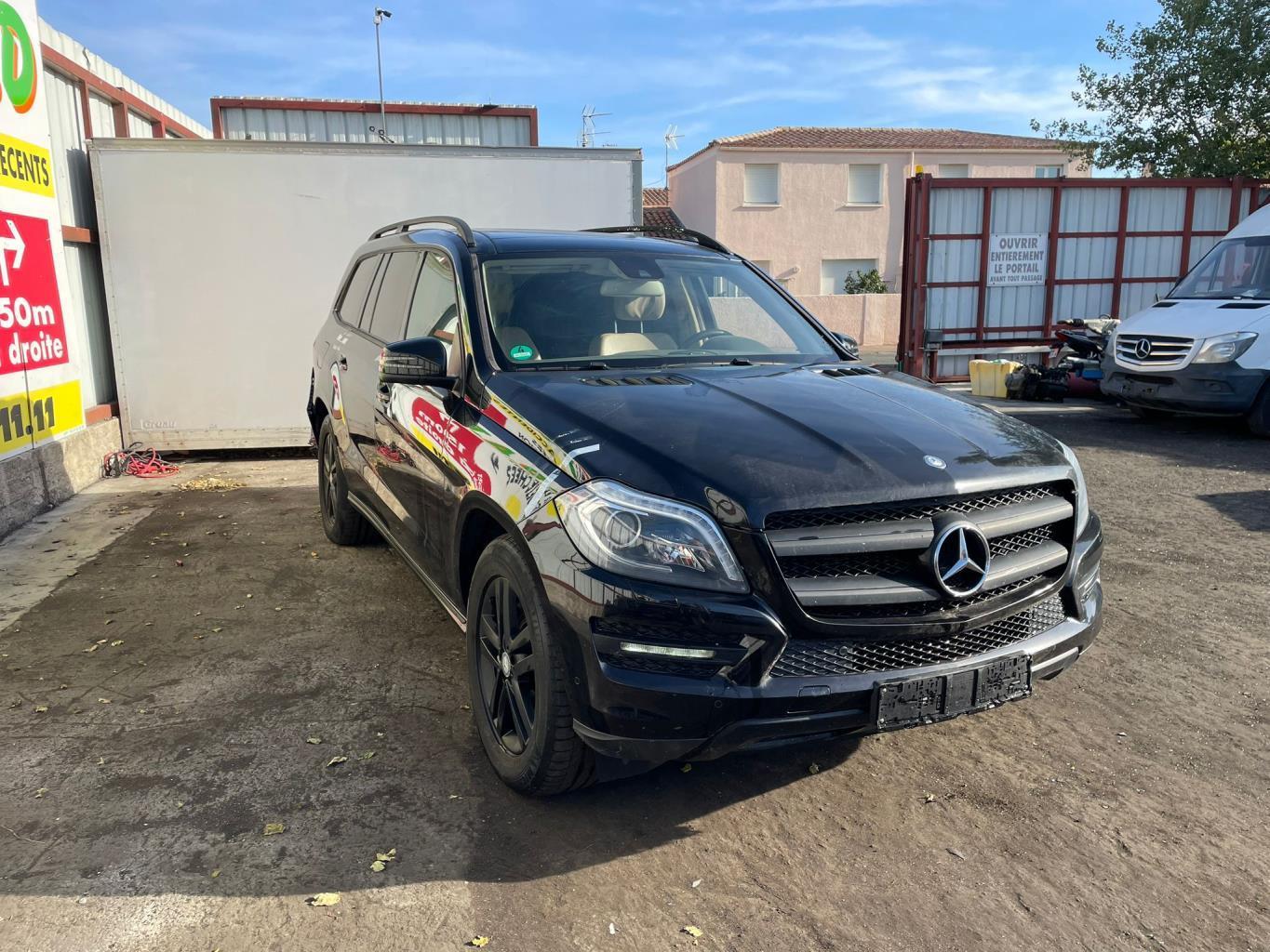 Fusee avant gauche MERCEDES CLASSE GL 166 Essence - 1