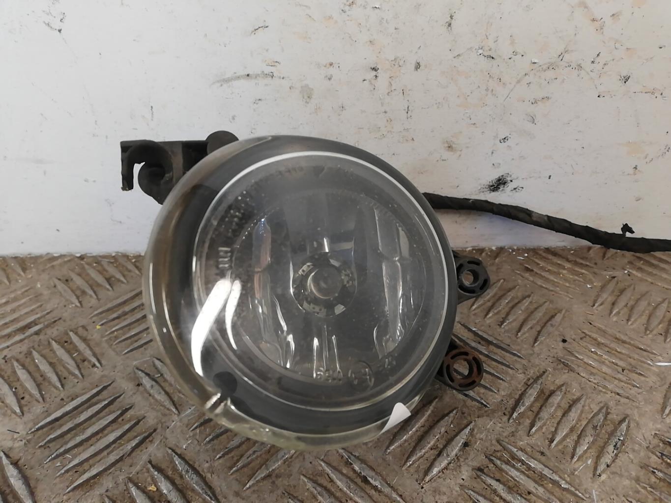 Fendinebbia sinistro (luce) AUDI A4 2 AVANT PHASE 1 BREAK Diésel - 1