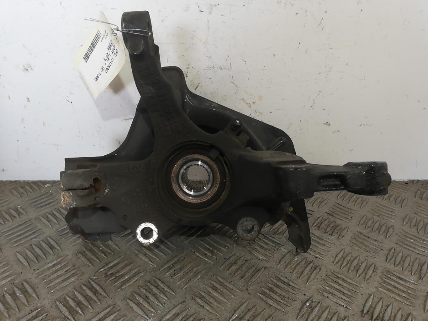 Moyeu avant gauche OPEL ADAM Essence - 1