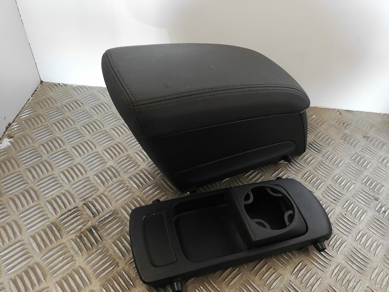 Accoudoir OPEL MERIVA B PHASE 1 Diesel - 1