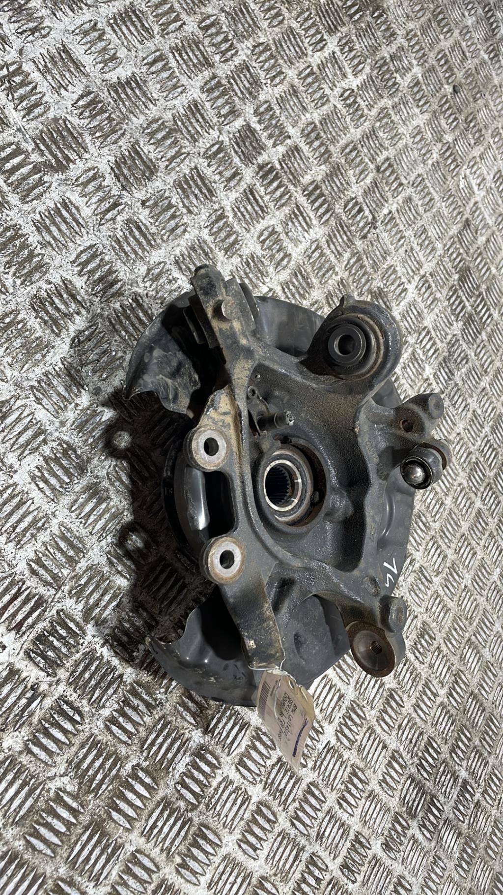 Mozzo posteriore sinistro BMW SERIE 1 F20 PHASE 2 Diésel - 1