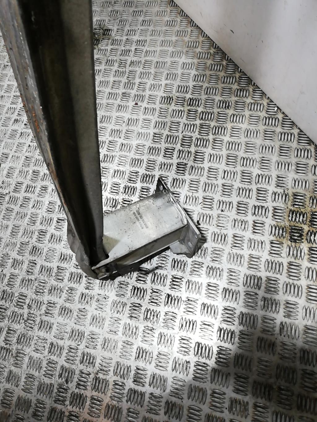 Traversa rinforzo paraurti posteriore VOLKSWAGEN TOUAREG 1 PHASE 1 Diésel - 1