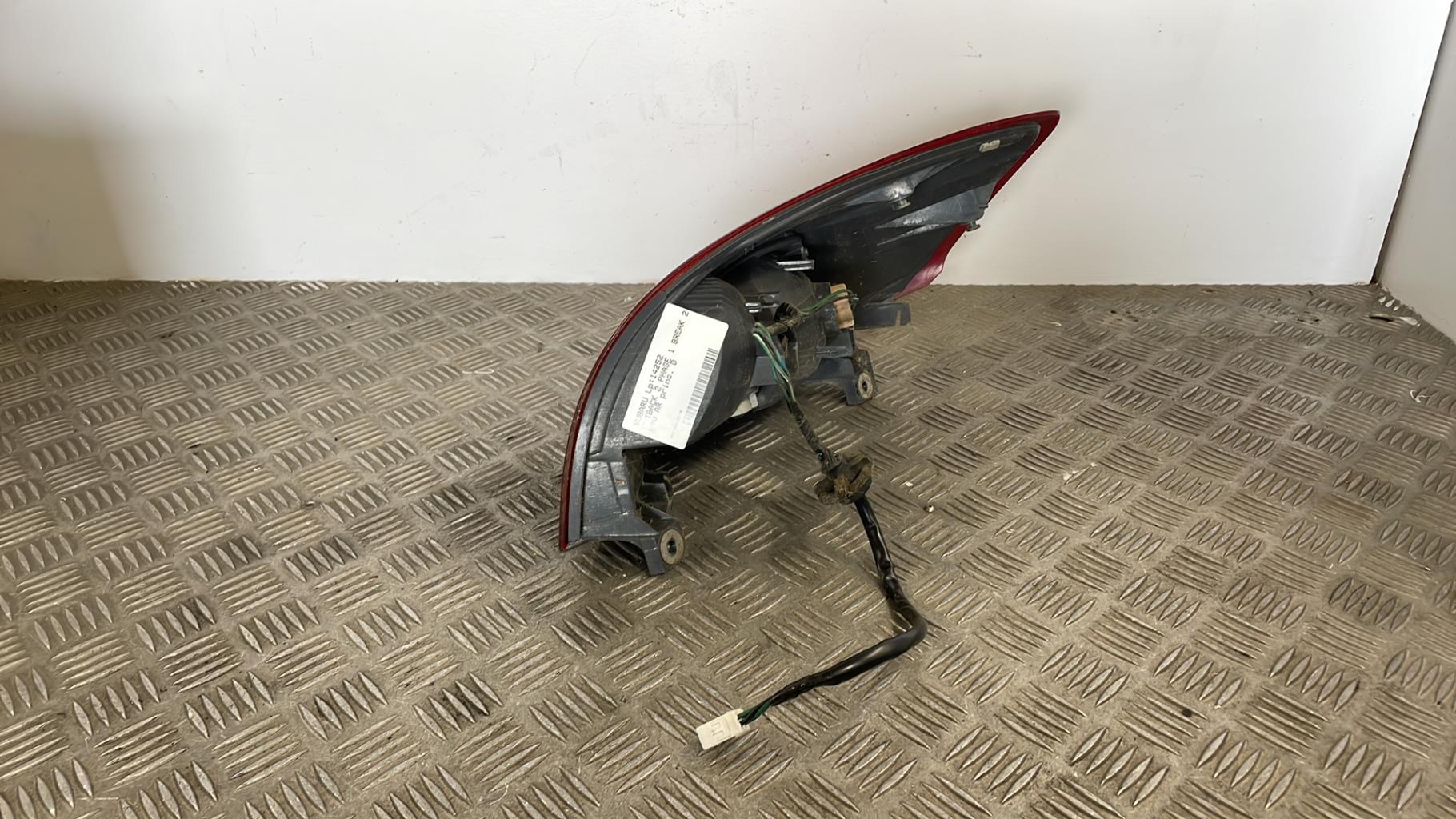 Fanale posteriore principale destro (luci) SUBARU OUTBACK 2 PHASE 1 BREAK Gasolina/GLP - 1