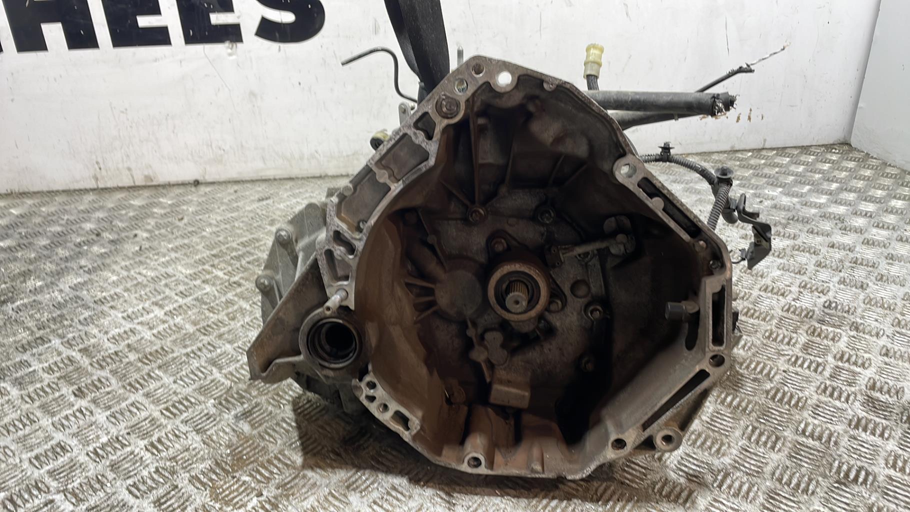 Boite de vitesses RENAULT TWINGO 3 PHASE 1 Essence - 1