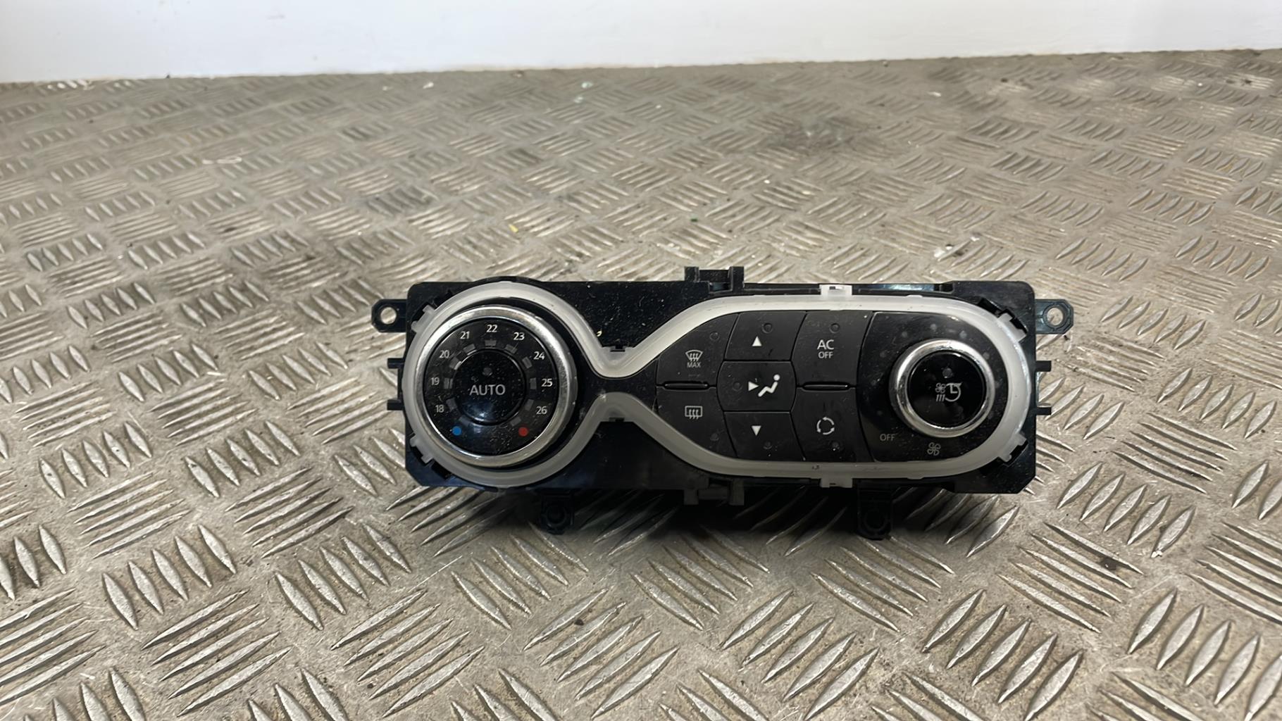 Commande chauffage RENAULT ZOE 1 Electricité - 1