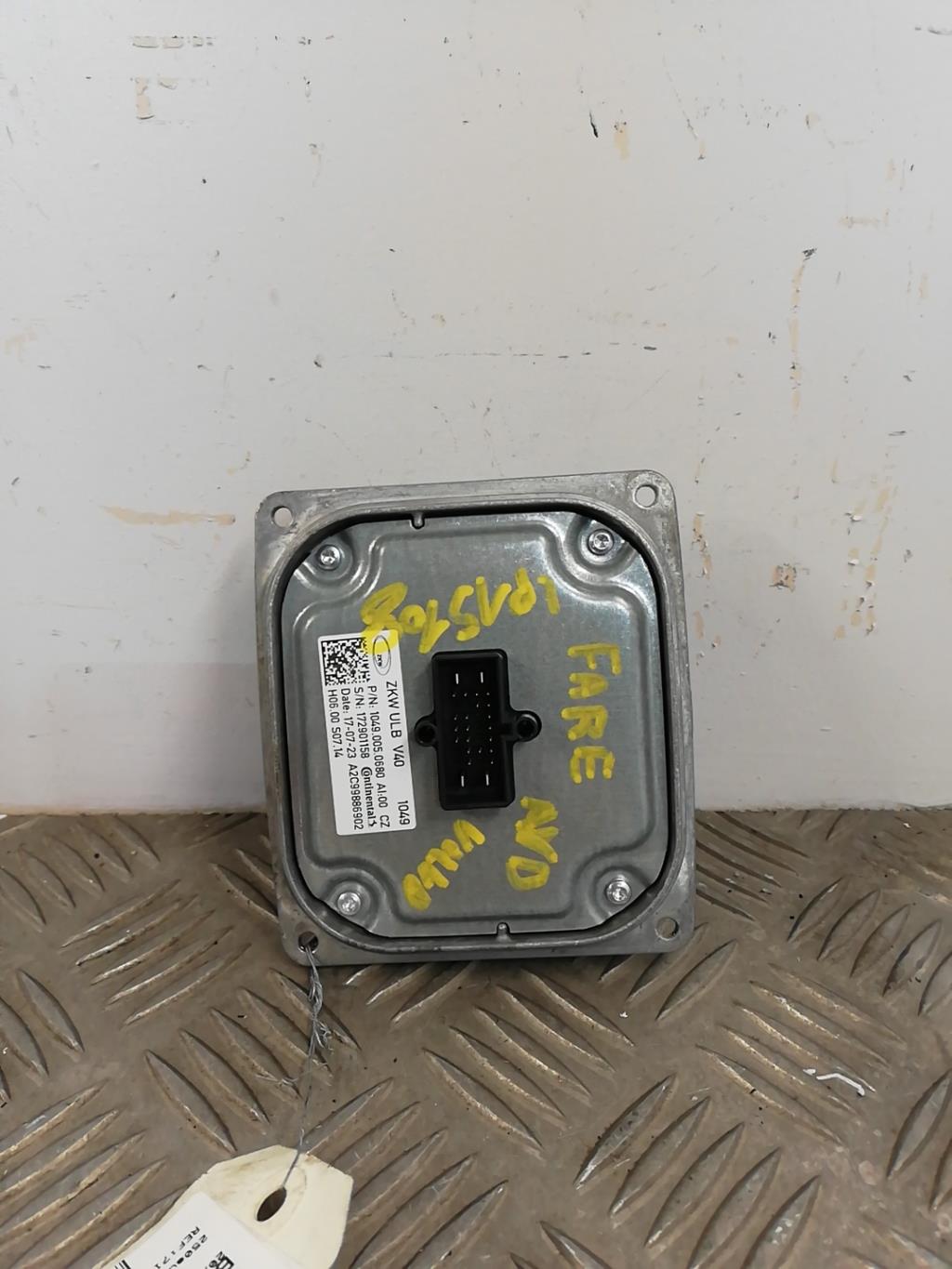 Boitier xenon VOLVO V 40 2 PHASE 2 BREAK Essence - 1