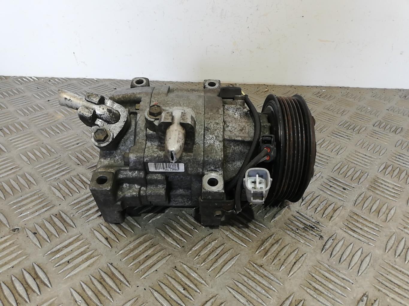 Compresseur clim TOYOTA MR3 PHASE 1 CABRIOLET Essence - 1