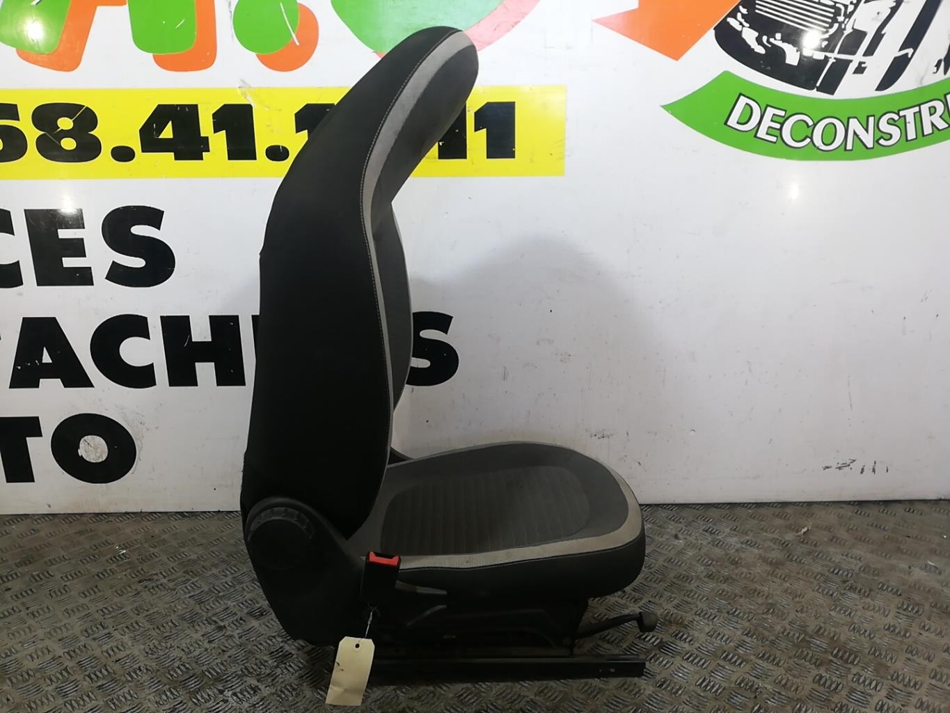 Siege avant gauche RENAULT TWINGO 3 PHASE 1 Essence - 1