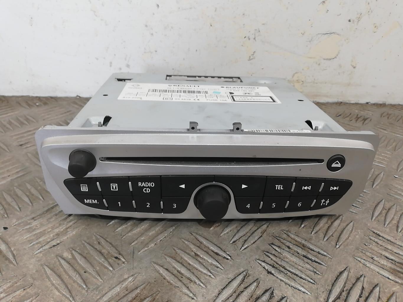 Autoradio originale RENAULT SCENIC 3 PHASE 1 Diésel - 1