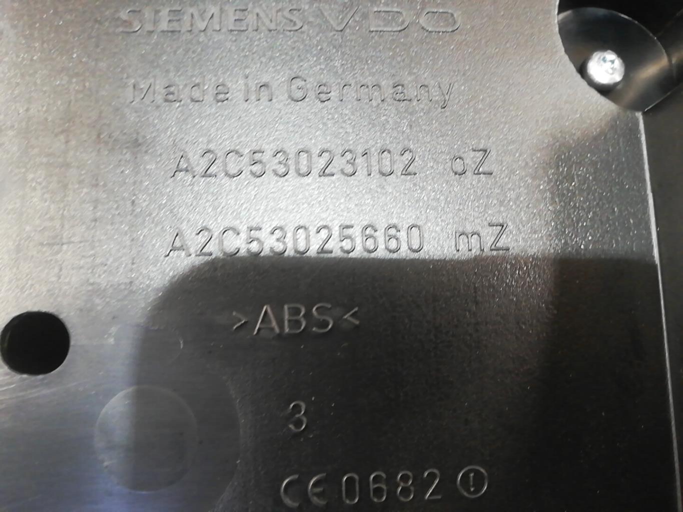 Compteur VOLKSWAGEN GOLF 5 Diesel - 1
