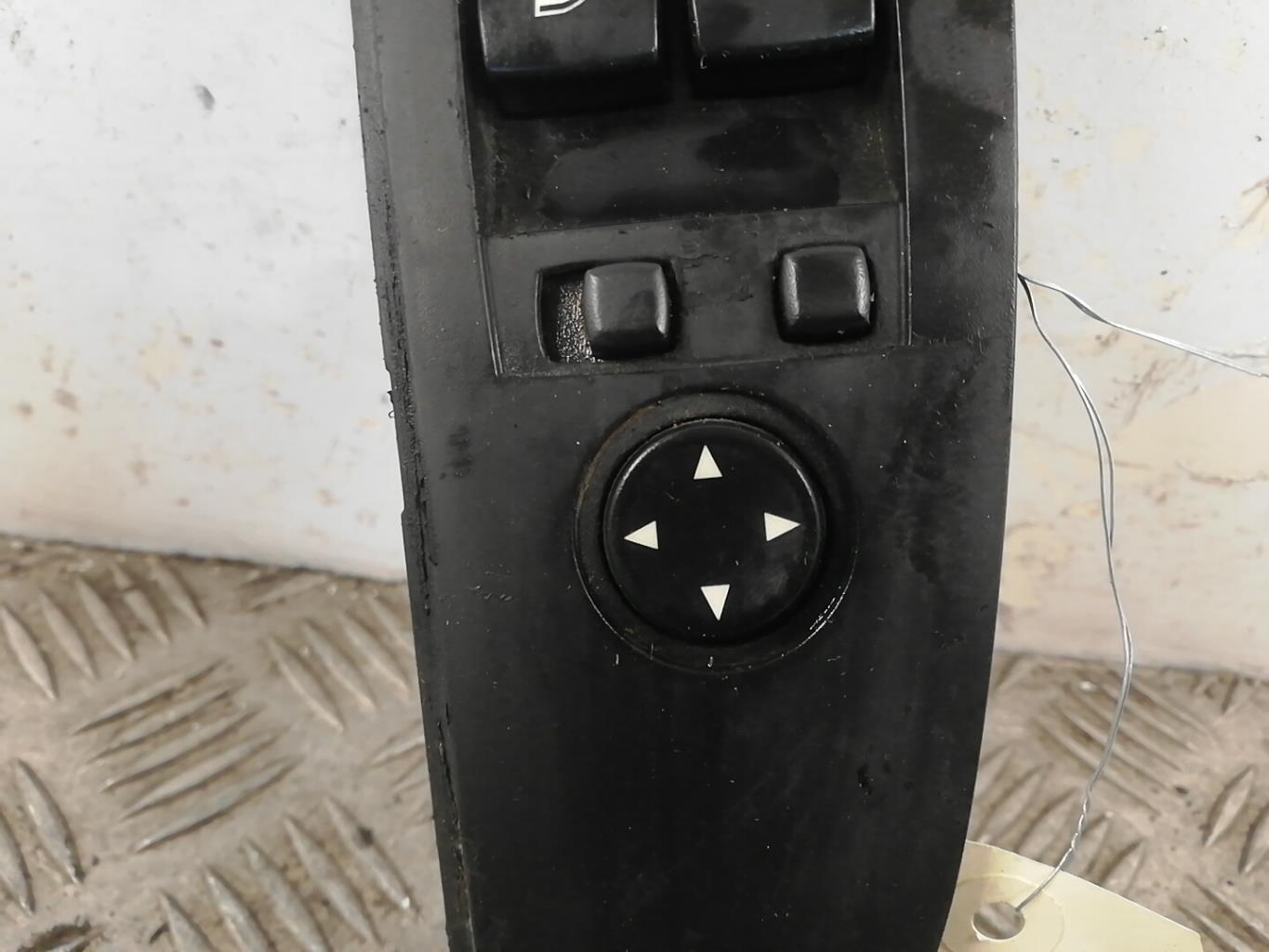 Interruptor de elevalunas BMW SERIE 5 E60 PHASE 2 Diésel - 1