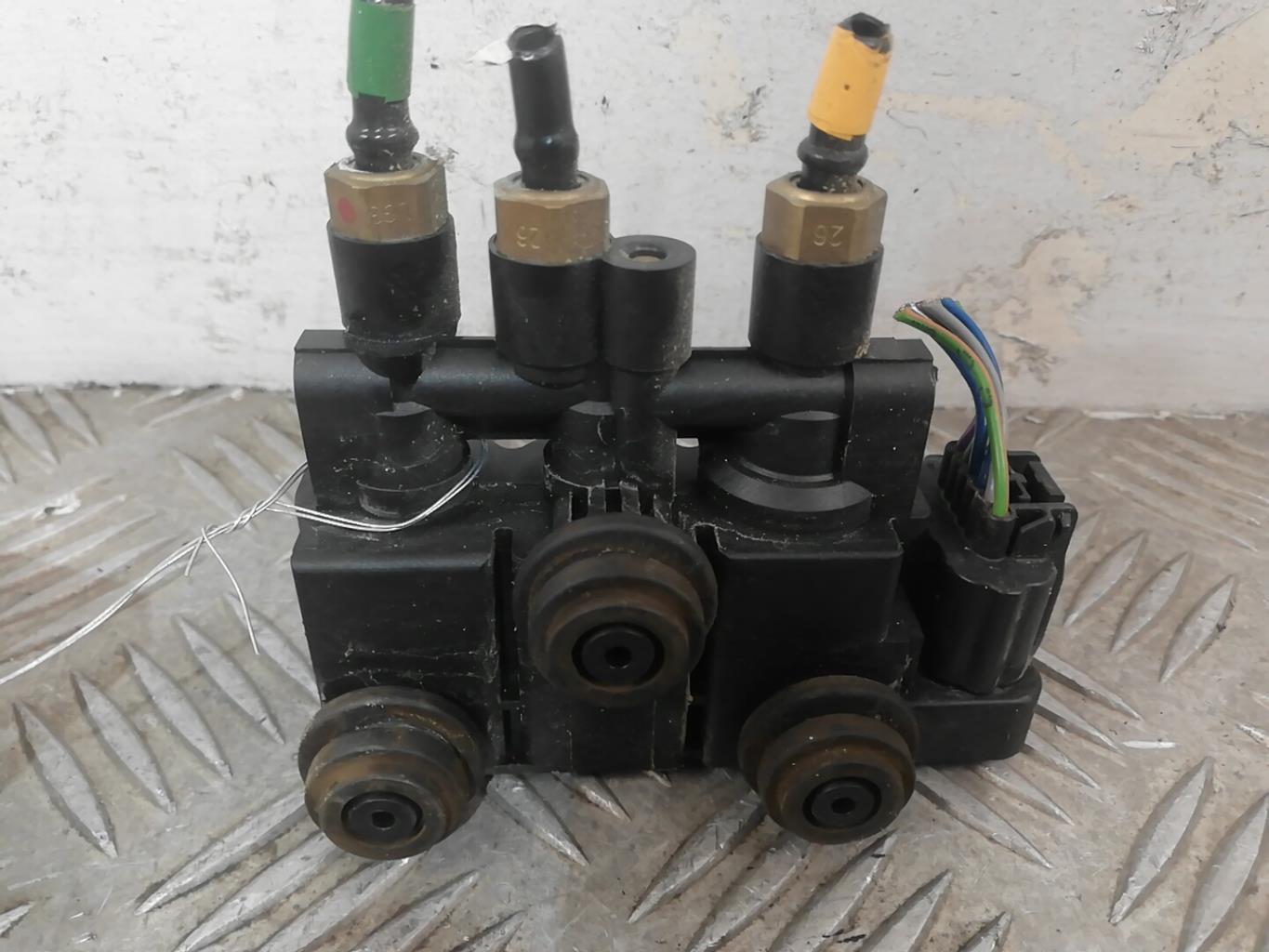 Commande de reglage suspension LAND ROVER RANGE ROVER 4 PHASE 1 Essence - 1