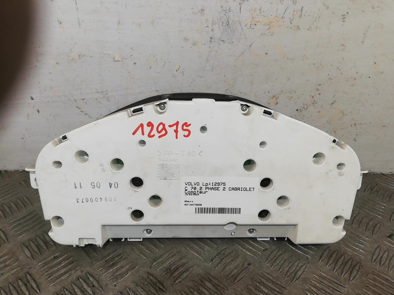 Compteur VOLVO C 70 2 PHASE 2 CABRIOLET Diesel - 1