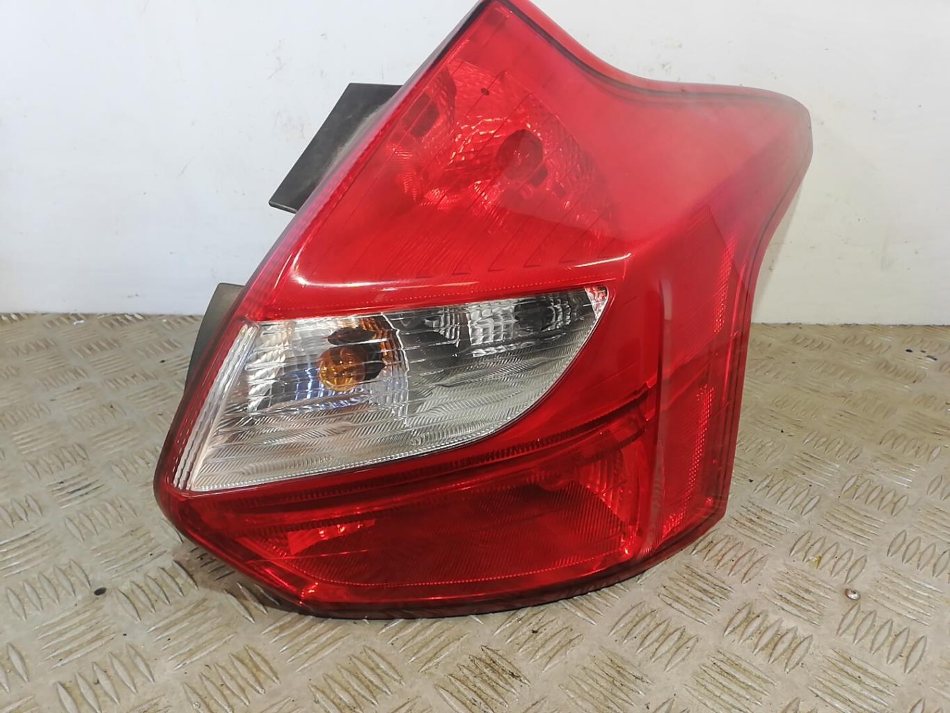 Fanale posteriore principale destro (luci) FORD FOCUS 3 PHASE 1 Gasolina - 1
