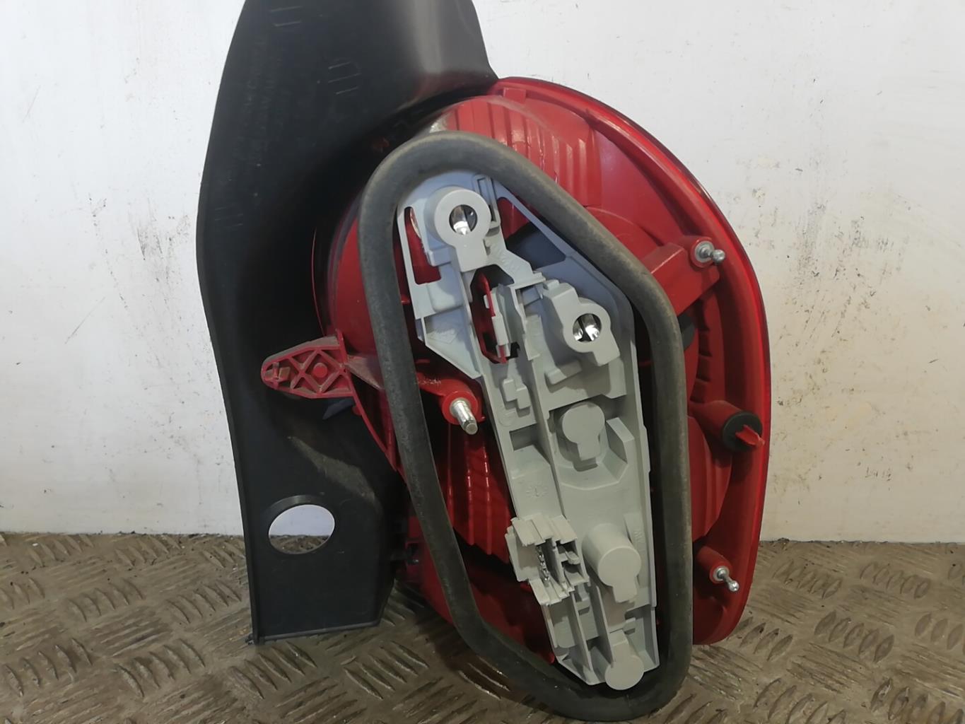 Fanale posteriore principale sinistro (luci) RENAULT MODUS PHASE 1 Diésel - 1