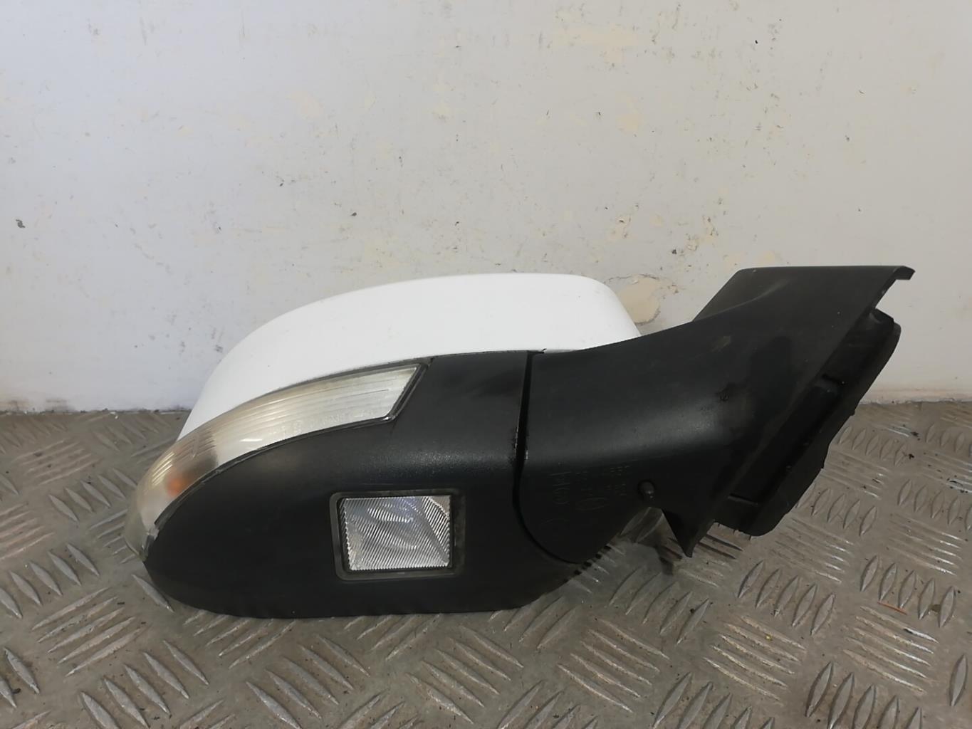 Retroviseur droit FORD FOCUS 3 PHASE 1 Essence - 1