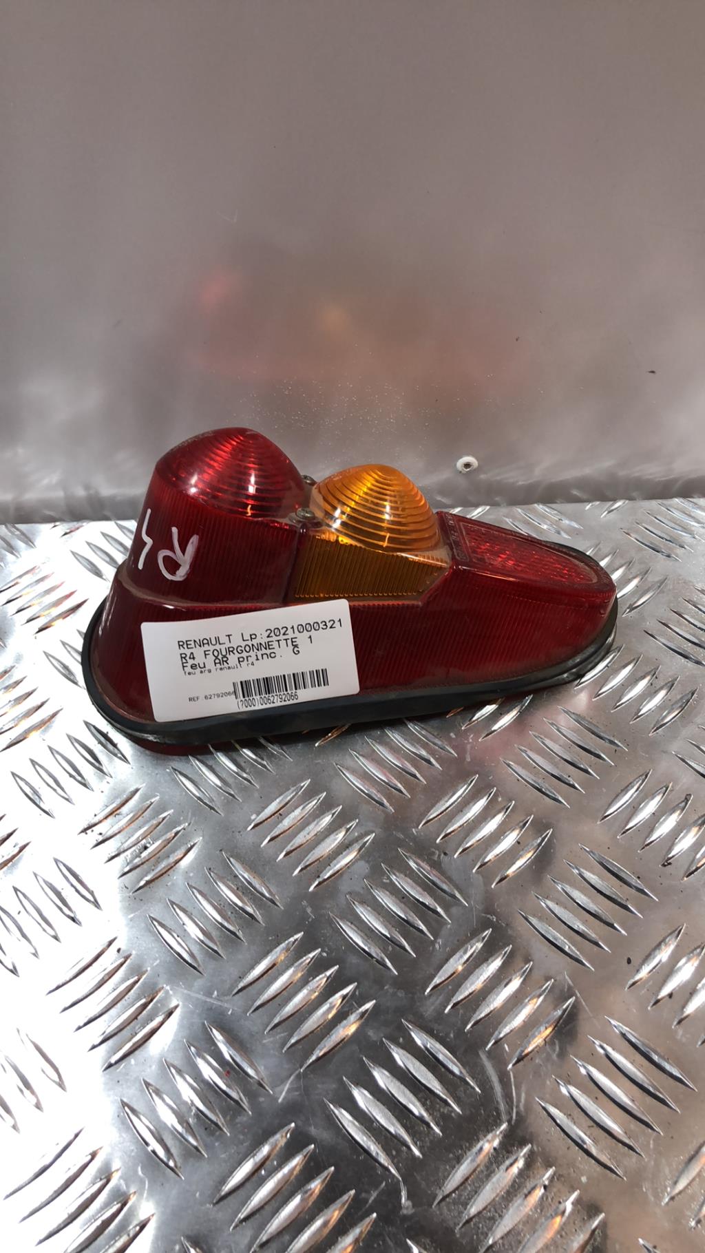 Fanale posteriore principale sinistro (luci) RENAULT R4 FOURGONNETTE  - 1