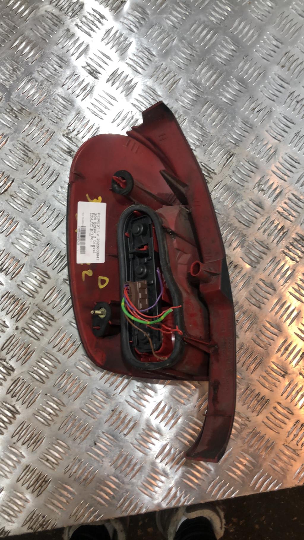 Fanale posteriore principale destro (luci) PEUGEOT 306 BREAK Diésel - 1