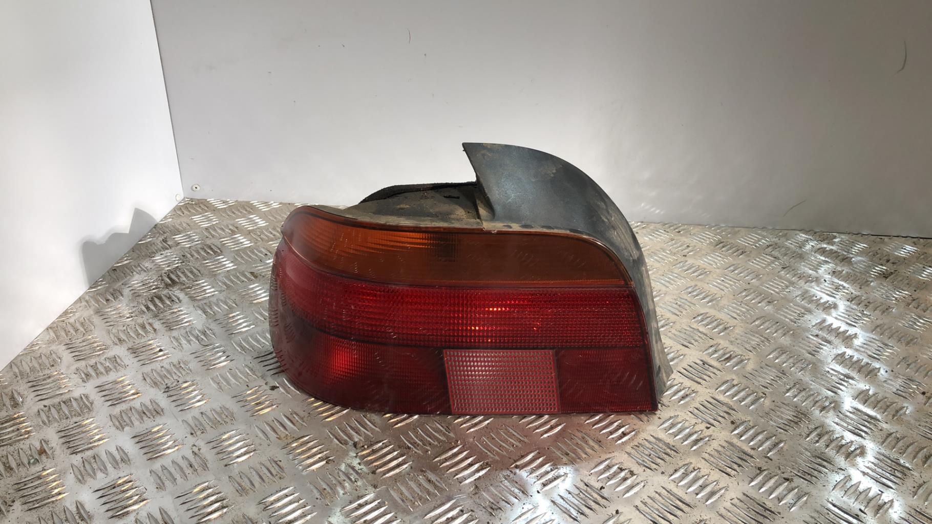 Fanale posteriore principale sinistro (luci) BMW SERIE 5 E39 PHASE 1 Diésel - 1