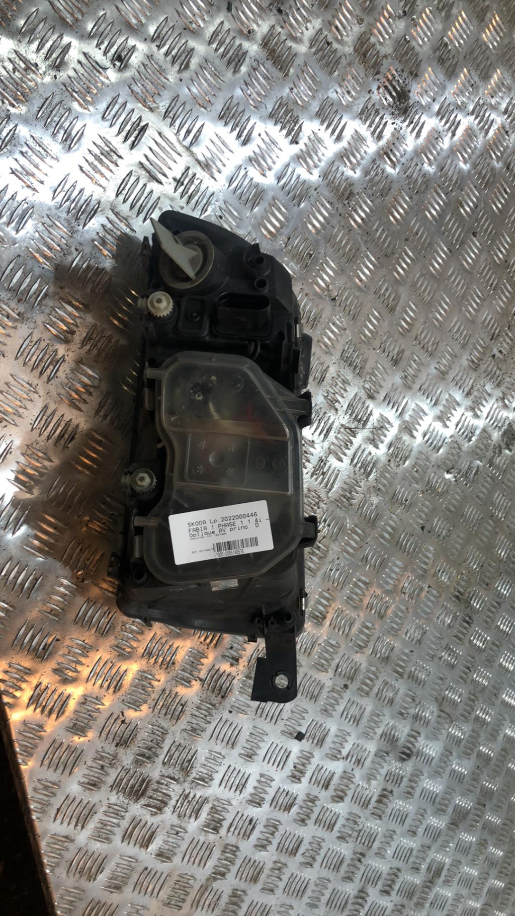 Gruppo ottico anteriore principale destro (luci)(faro) SKODA FABIA 1 PHASE 1 Gasolina - 1