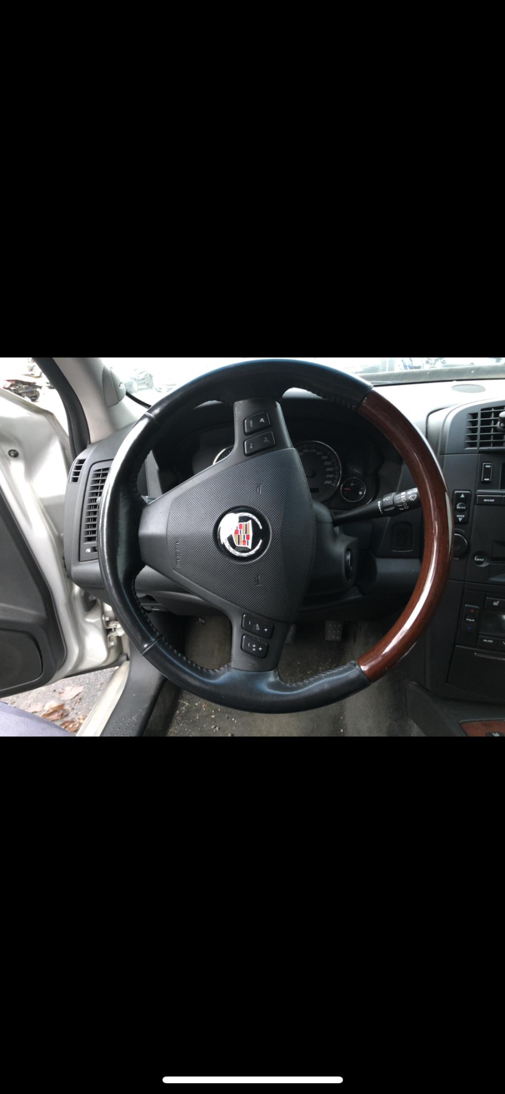 Volant CADILLAC SRX 1 Essence - 1