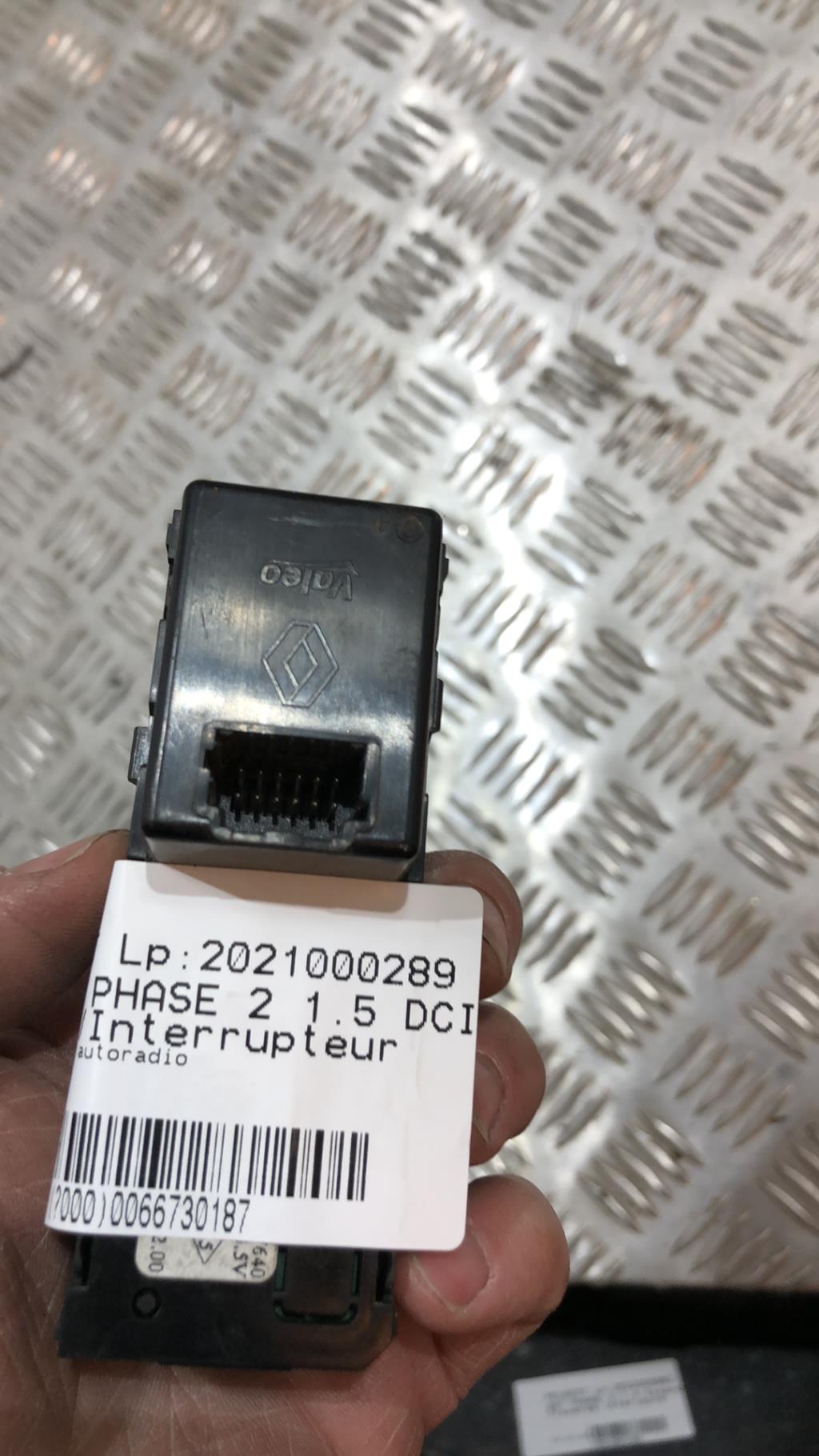 Botón/Interruptor RENAULT CLIO 4 PHASE 2  - 1