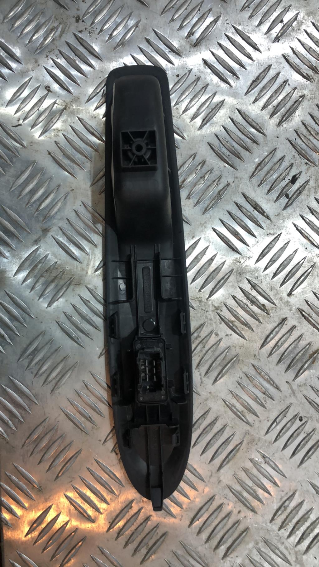 Interruttore lavacristalli anteriore destro CITROEN DS3 PHASE 1  - 1