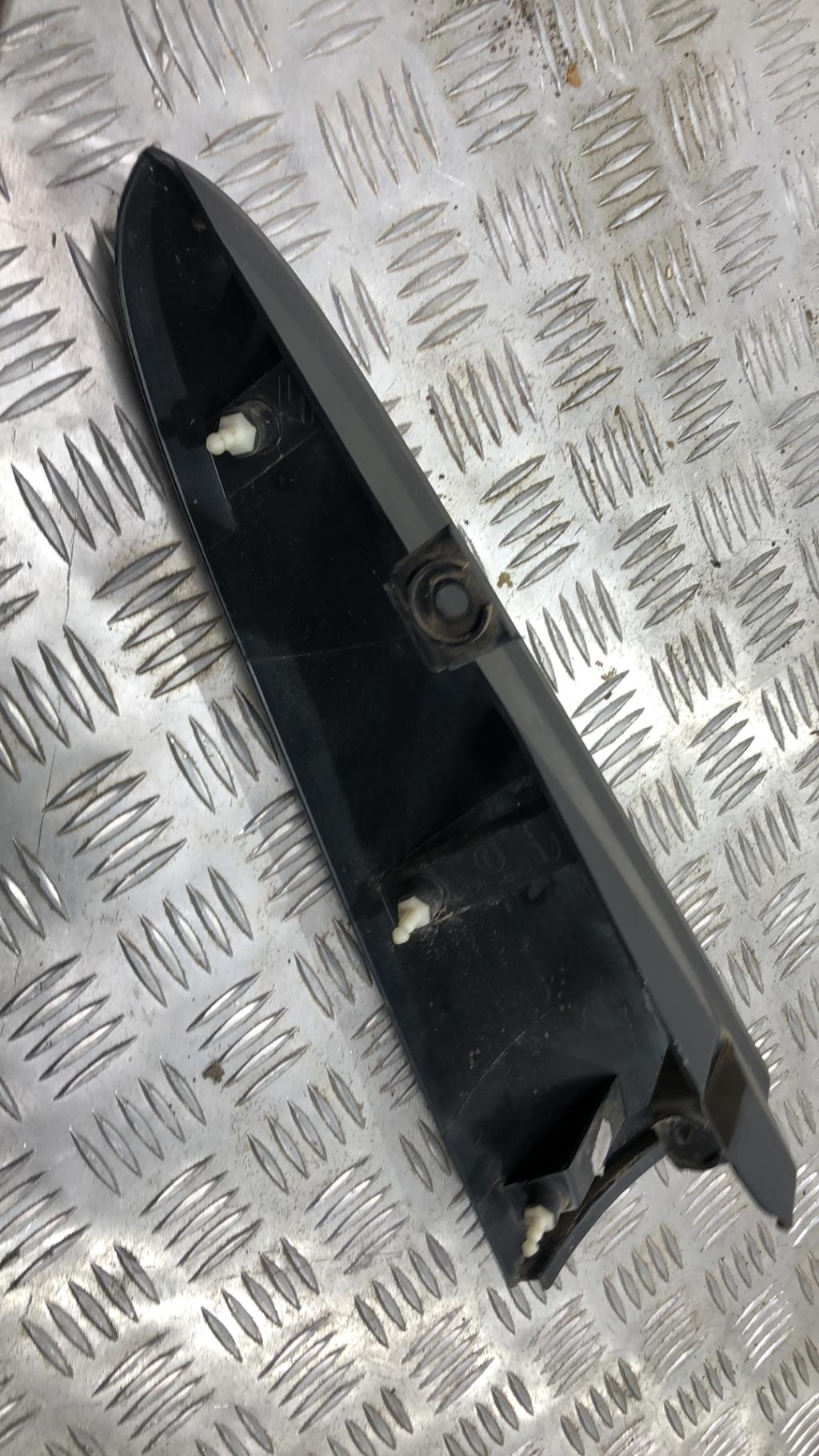 Cornice fanale posteriore destro RENAULT KANGOO 2 PHASE 2  - 1