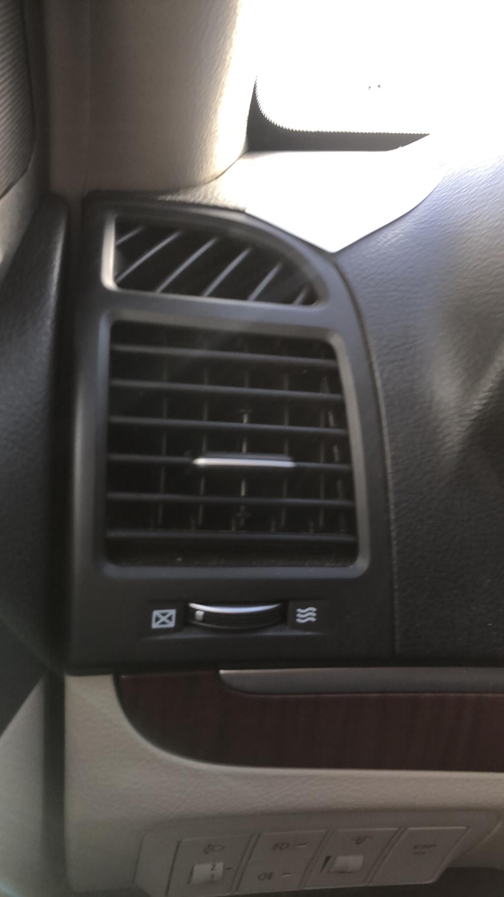 Bocchetta aerazione cruscotto anteriore sinistra HYUNDAI SANTA FE 2 PHASE 1 Gasolina - 1