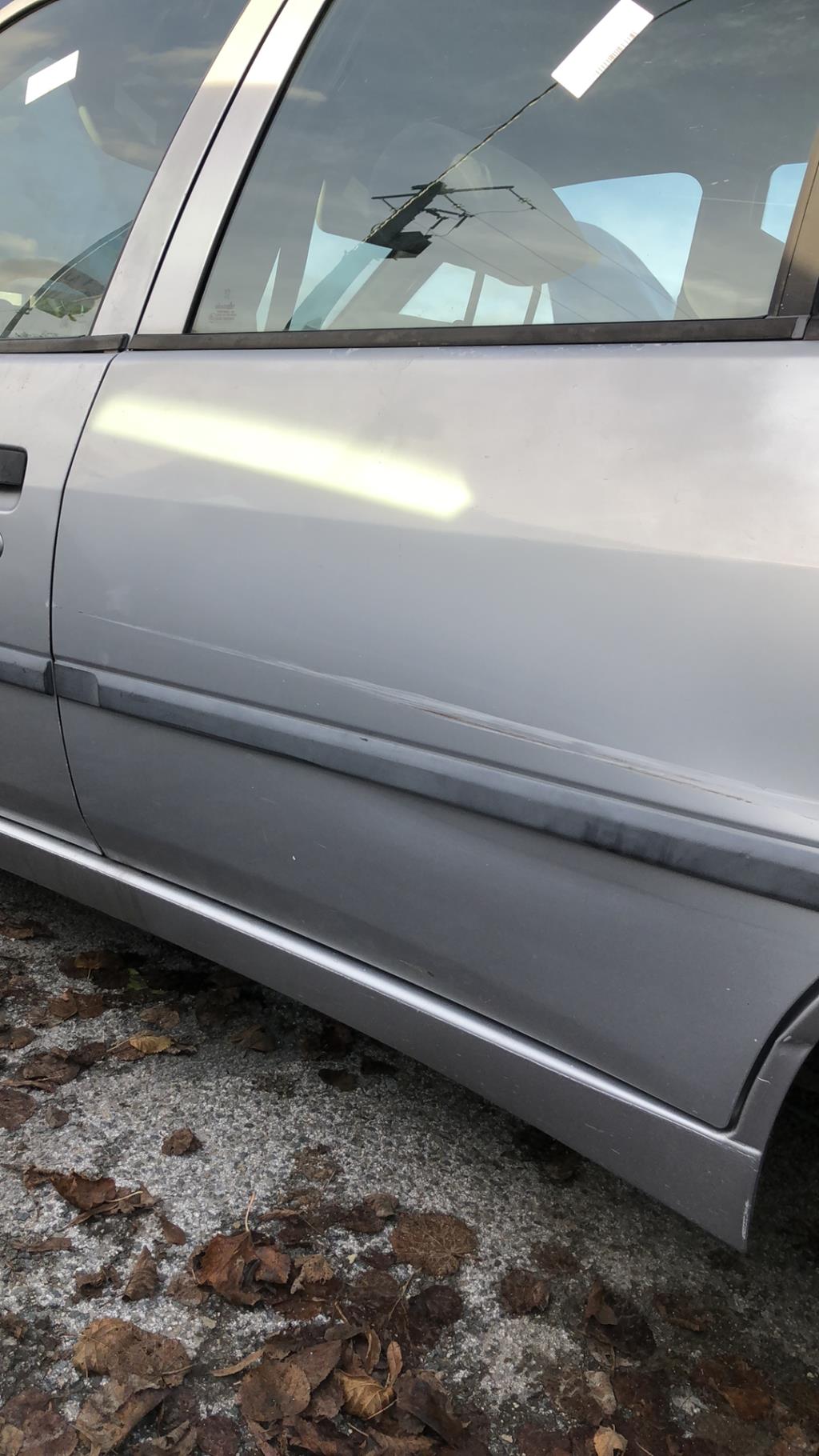 Modanatura portiera posteriore sinistra  RENAULT ESPACE 3 Diésel - 1