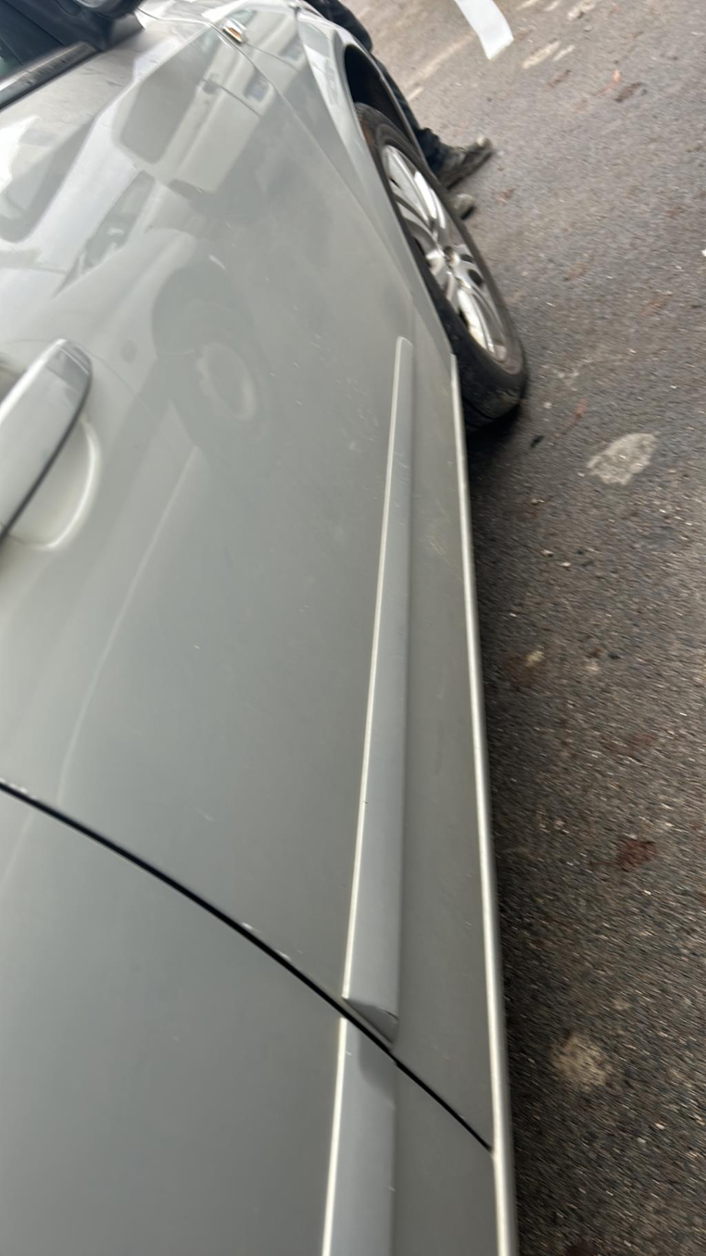Modanatura portiera anteriore destra OPEL ASTRA H PHASE 2 Diésel - 1